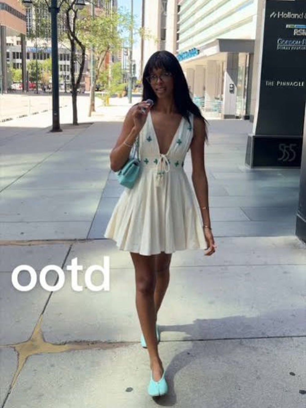 NWT House of Harlow Cream Dress - Picture 2 of 16